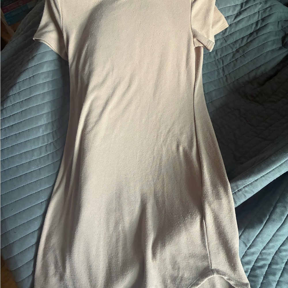 Elegant Cream/Nude colored  Short Sleeve Dress